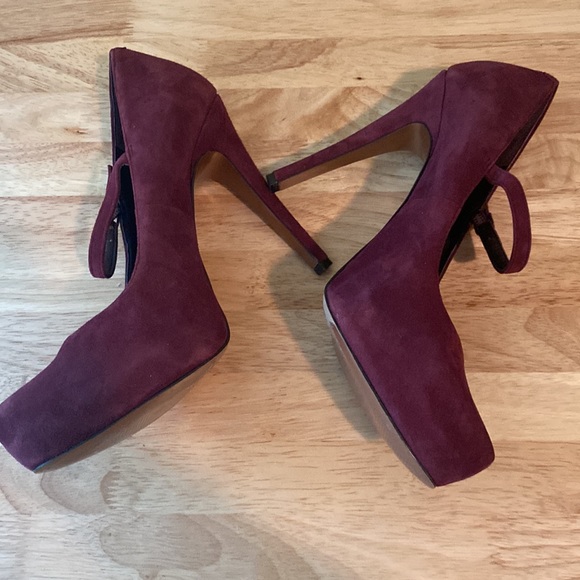 BCBG Suede Leather Platform MaryJane Paulie Heels - Picture 8 of 14